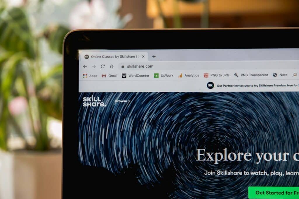 a computer screen with a web page on it. Landing page formula