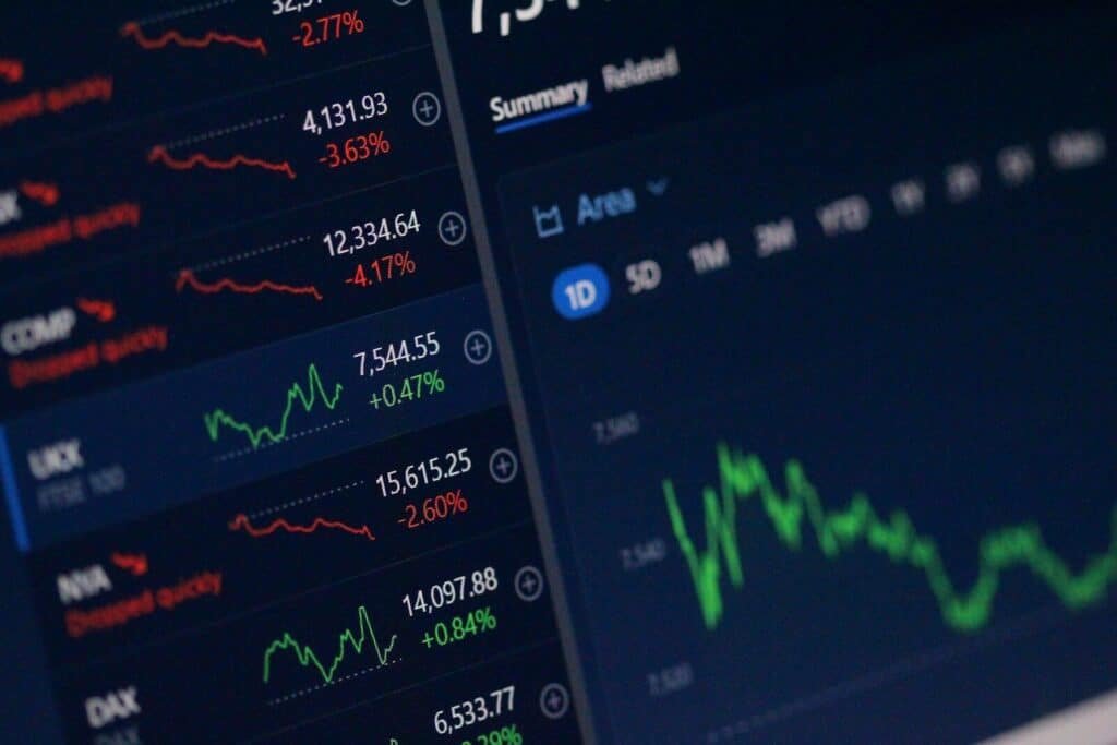 graphical user interface, application. Reclaim Growth